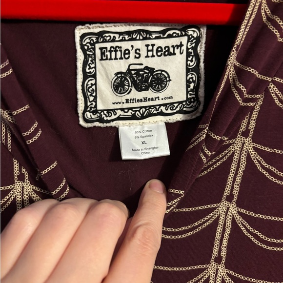 Effie's Heart Maroon and Beige Chain Pattern Dress - Picture 2 of 3